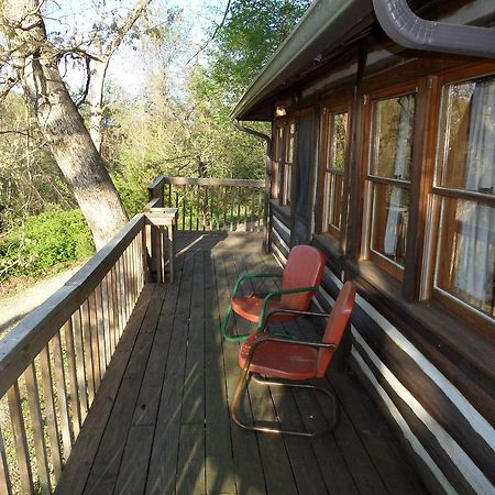 Lake Lucerne Treehouse Eureka Springs Exterior foto
