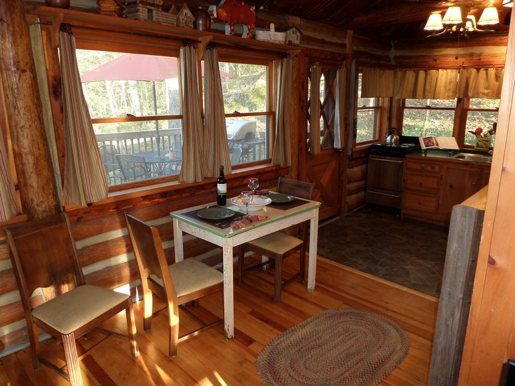 Lake Lucerne Treehouse Eureka Springs Exterior foto