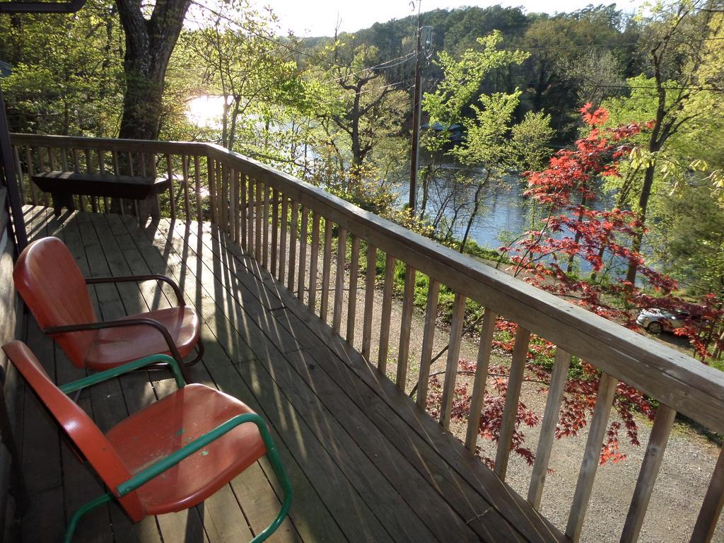 Lake Lucerne Treehouse Eureka Springs Exterior foto